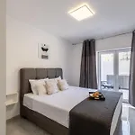 Hidden Gem 아파트