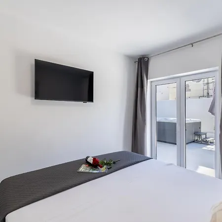 Hidden Gem Apartamento Zečevo