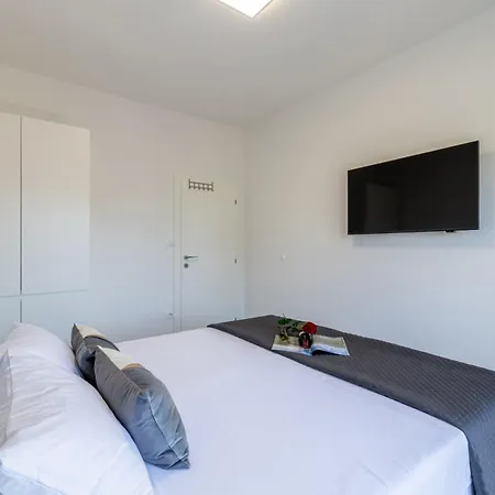 Hidden Gem * Zečevo