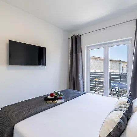 Hidden Gem Apartamento Zečevo